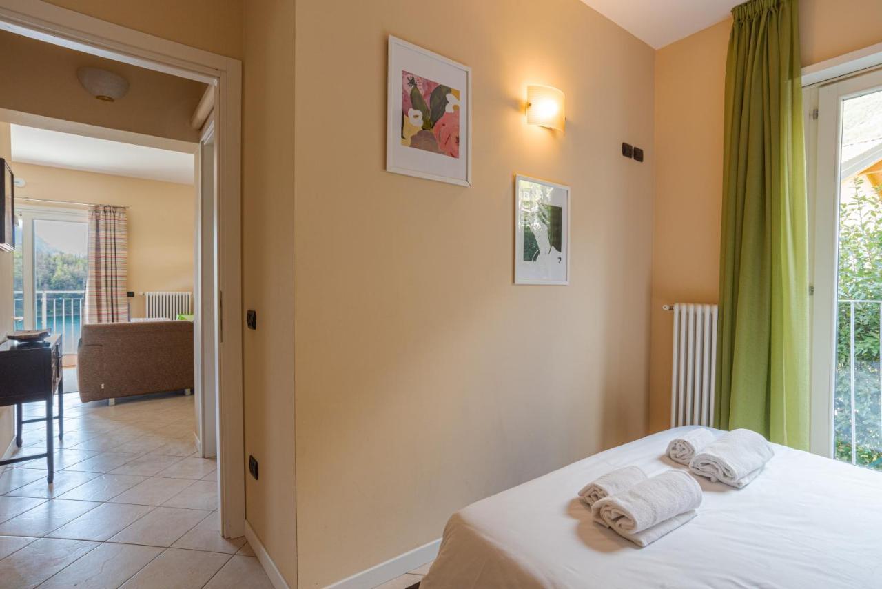 Lake Como Apartment With Balcony And Private Parking Ossuccio Exteriér fotografie