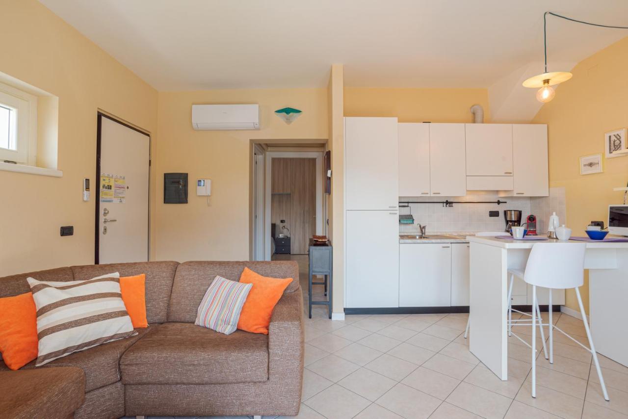 Lake Como Apartment With Balcony And Private Parking Ossuccio Exteriér fotografie